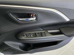 Suzuki Swift 1.2 GL+ auto - Image 15