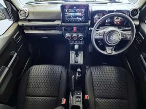 Suzuki Jimny 1.5 GLX AllGrip 5-door auto - Image 10