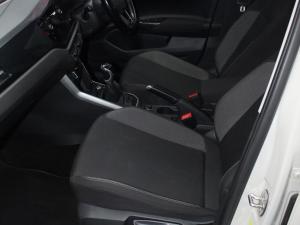 Volkswagen Polo hatch 1.0TSI Life manual - Image 15