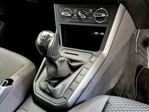 Volkswagen Polo hatch 1.0TSI - Image 11