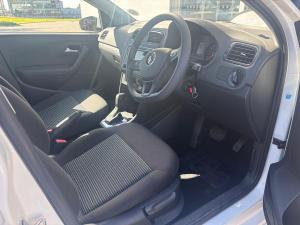 Volkswagen Polo Vivo hatch 1.6 Comfortline auto - Image 10