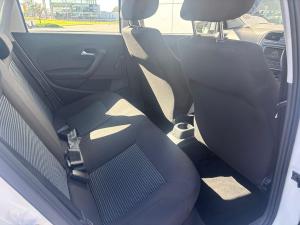 Volkswagen Polo Vivo hatch 1.6 Comfortline auto - Image 11