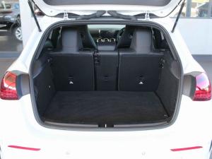 Mercedes-Benz A-Class A200 hatch Progressive - Image 9