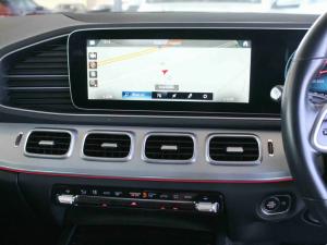 Mercedes-Benz GLE GLE300d 4Matic - Image 12