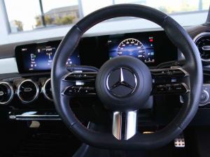 Mercedes-Benz CLA CLA220d Progressive - Image 10
