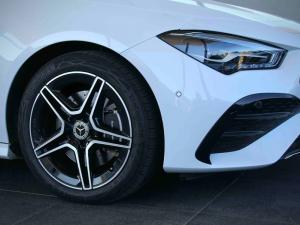 Mercedes-Benz CLA CLA220d Progressive - Image 5