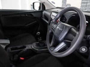 Isuzu D-Max 1.9TD Extended cab - Image 14