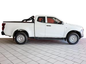 Isuzu D-Max 1.9TD Extended cab - Image 8