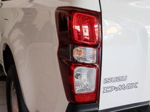 Isuzu D-Max 1.9TD Extended cab - Image 9