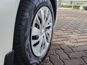 Suzuki Baleno 1.5 GL auto - Image 11