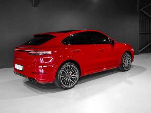 Porsche Cayenne GTS coupe - Image 3