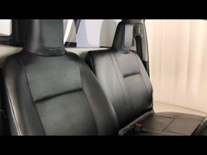 Toyota Hilux 2.0 single cab S (aircon) - Image 20