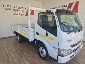 Hino 200 310 4X2 - Image 1