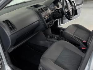 Volkswagen Polo Vivo 5-door 1.4 Trendline - Image 7