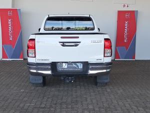 Toyota Hilux 2.4GD-6 double cab 4x4 Raider manual - Image 5