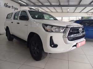 Toyota Hilux 2.4GD-6 double cab 4x4 Raider manual - Image 1