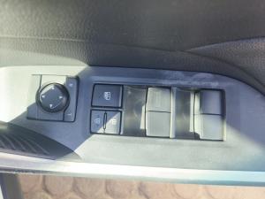 Toyota RAV4 2.0 GX - Image 14