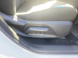 Toyota RAV4 2.0 GX - Image 32