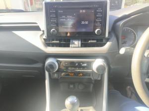 Toyota RAV4 2.0 GX - Image 38