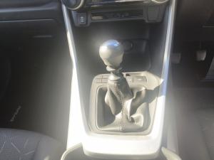 Toyota RAV4 2.0 GX - Image 43