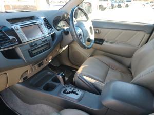Toyota Fortuner 3.0D-4D Ltd edition auto - Image 9