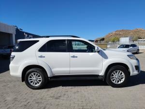 Toyota Fortuner 3.0D-4D Ltd edition auto - Image 4