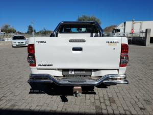 Toyota Hilux 3.0D-4D Xtra cab Raider Dakar edition - Image 6