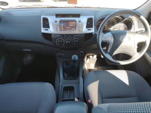 Toyota Hilux 3.0D-4D Xtra cab Raider Dakar edition - Image 7
