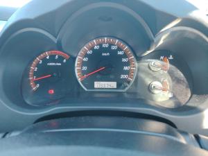 Toyota Hilux 3.0D-4D Xtra cab Raider Dakar edition - Image 12
