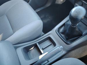 Toyota Hilux 3.0D-4D Xtra cab Raider Dakar edition - Image 13