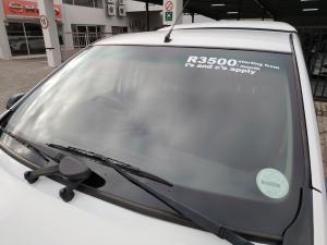 Nissan NP200 1.6i - Image 15