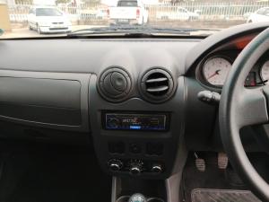 Nissan NP200 1.6i - Image 16