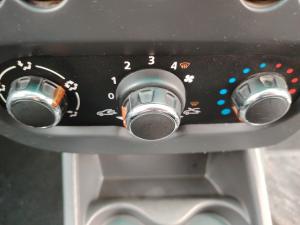 Nissan NP200 1.6i - Image 17