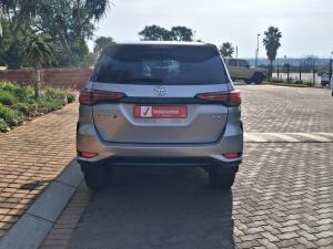 Toyota Fortuner 2.4GD-6 4x4 - Image 5