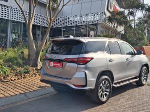 Toyota Fortuner 2.4GD-6 4x4 - Image 2