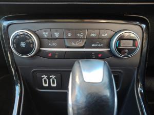 Ford EcoSport 1.0T Titanium auto - Image 15