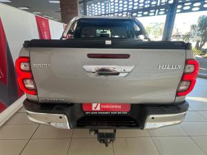 Toyota Hilux 2.8GD-6 double cab Raider auto - Image 5
