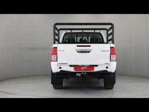 Toyota Hilux 2.8GD-6 double cab 4x4 Raider auto - Image 5