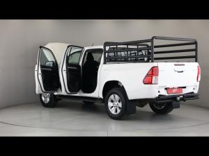 Toyota Hilux 2.8GD-6 double cab 4x4 Raider auto - Image 11