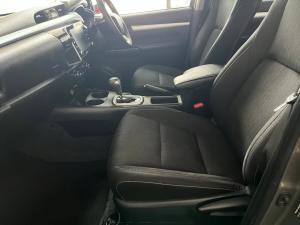 Toyota Hilux 2.8GD-6 double cab Raider auto - Image 7