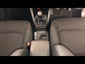 Toyota Urban Cruiser 1.5 XS - Image 28