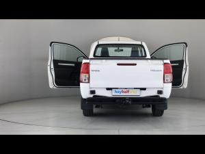 Toyota Hilux 2.4GD single cab S (aircon) - Image 10
