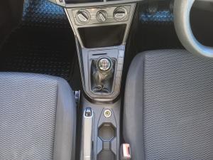 Volkswagen Polo hatch 1.0TSI Trendline - Image 10