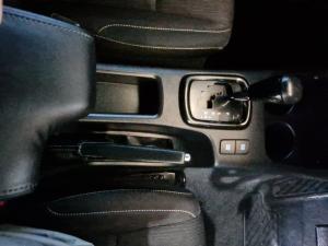 Toyota Hilux 2.8 GD-6 Raider 4X4 automaticD/C - Image 12