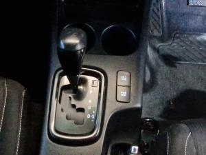Toyota Hilux 2.8 GD-6 Raider 4X4 automaticD/C - Image 13