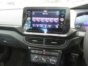 Volkswagen T-CROSS 1.0 TSI Life DSG - Image 12