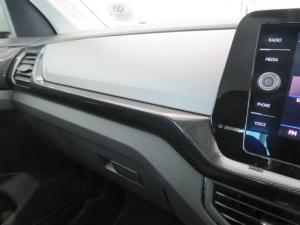 Volkswagen T-CROSS 1.0 TSI Life DSG - Image 19