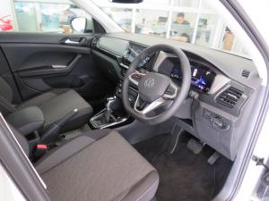 Volkswagen T-CROSS 1.0 TSI Life DSG - Image 9