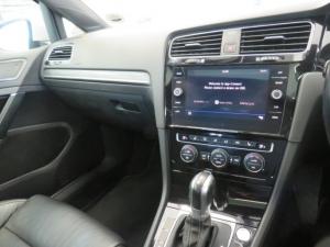 Volkswagen Golf VII GTD 2.0 TDI DSG - Image 10