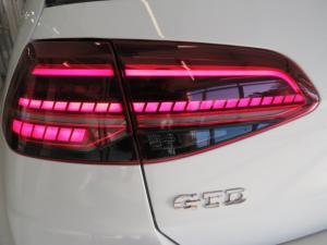 Volkswagen Golf VII GTD 2.0 TDI DSG - Image 22